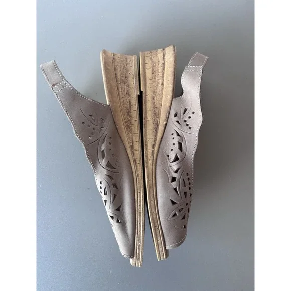 Spring Step Women's 40 Slingback Wedge Sandals Beige Leather Peep Toe Italy - Picture 5 of 7